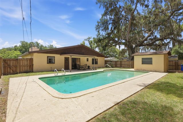 4923 17TH STREET, Zephyrhills, FL 33542