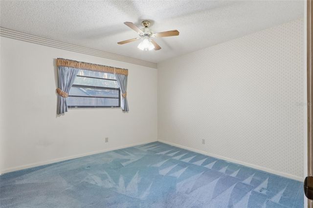 4923 17TH STREET, Zephyrhills, FL 33542