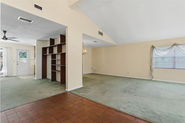 4923 17TH STREET, Zephyrhills, FL 33542
