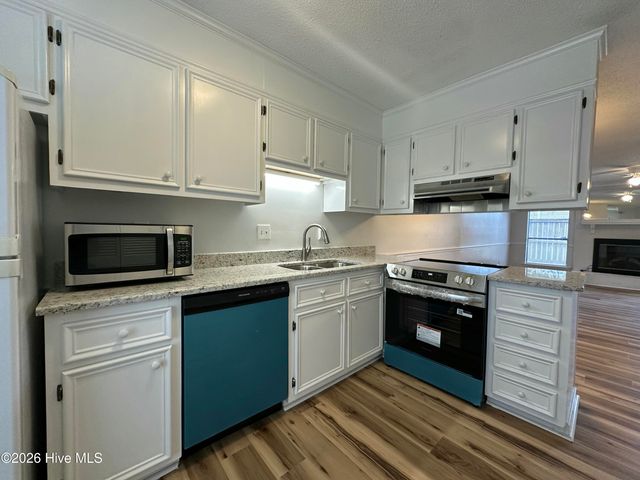 50 Upton Drive, Greenville, NC 27858