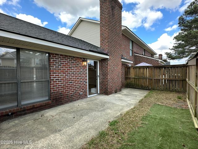 50 Upton Drive, Greenville, NC 27858