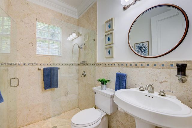 16740 Berkshire Ct, Southwest Ranches, FL 33331