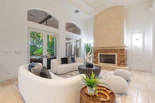 16740 Berkshire Ct, Southwest Ranches, FL 33331