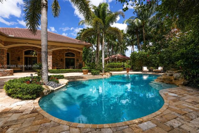 16740 Berkshire Ct, Southwest Ranches, FL 33331
