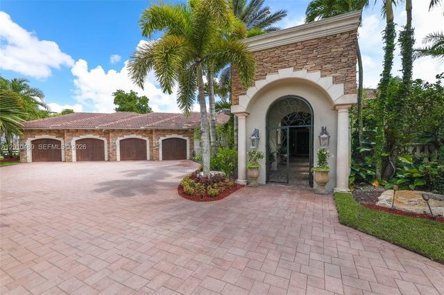 16740 Berkshire Ct, Southwest Ranches, FL 33331