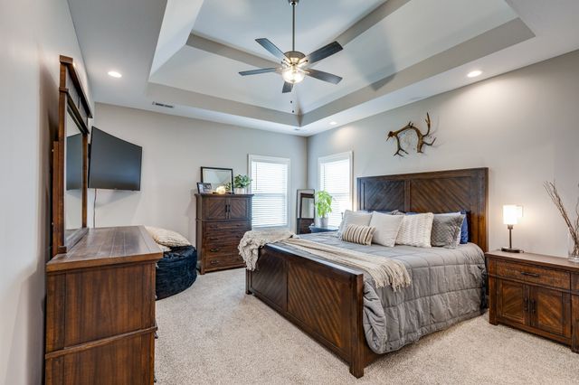 594 Bumblebee Way, Clarksville, TN 37042