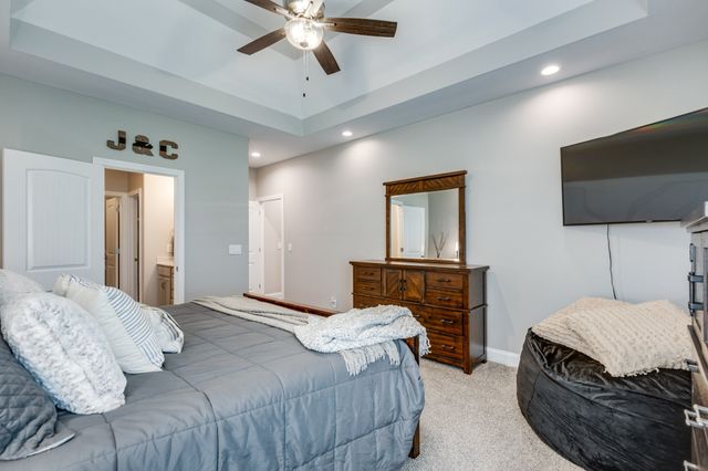 594 Bumblebee Way, Clarksville, TN 37042