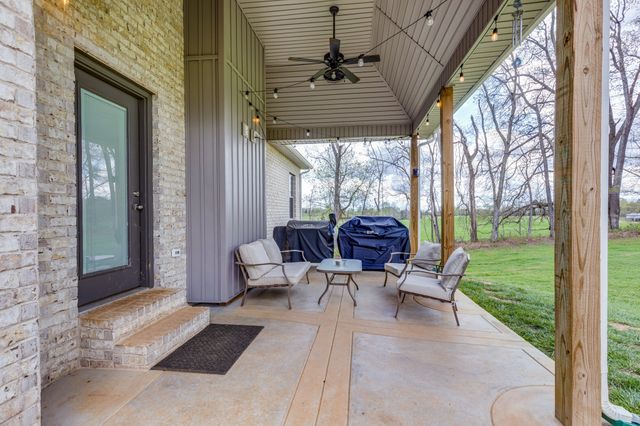 594 Bumblebee Way, Clarksville, TN 37042