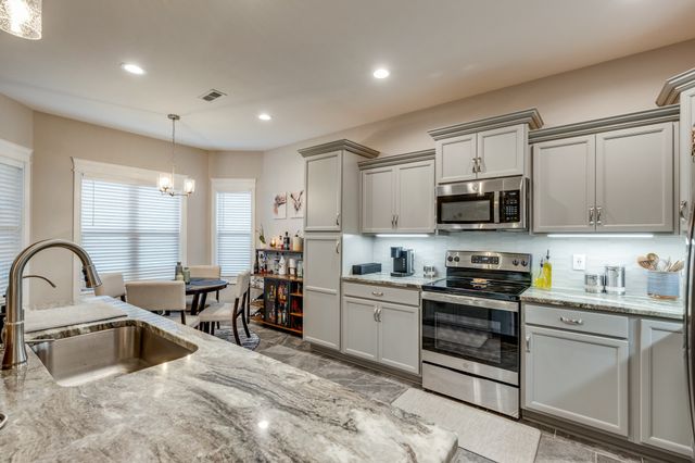 594 Bumblebee Way, Clarksville, TN 37042