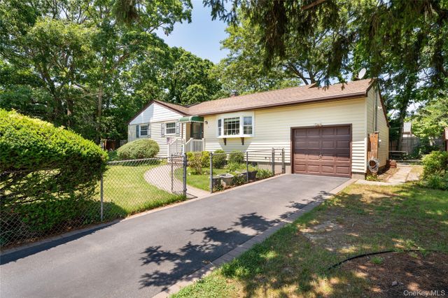 203 Hall Street, Port Jefferson Station, NY 11776