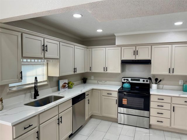 10315 Carlow Lane, La Porte, TX 77571