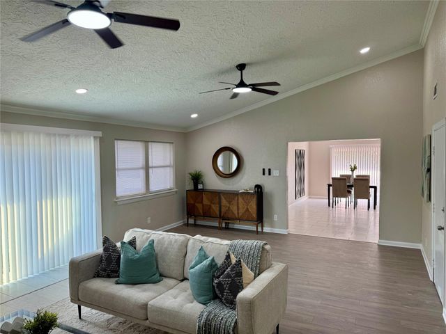 10315 Carlow Lane, La Porte, TX 77571