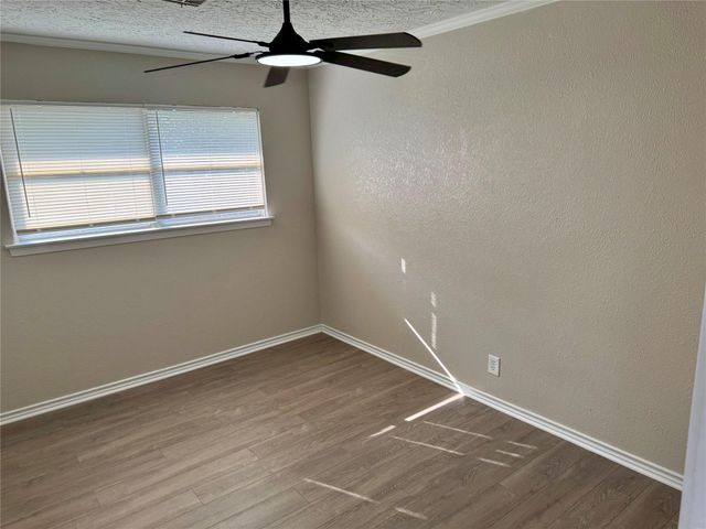 10315 Carlow Lane, La Porte, TX 77571