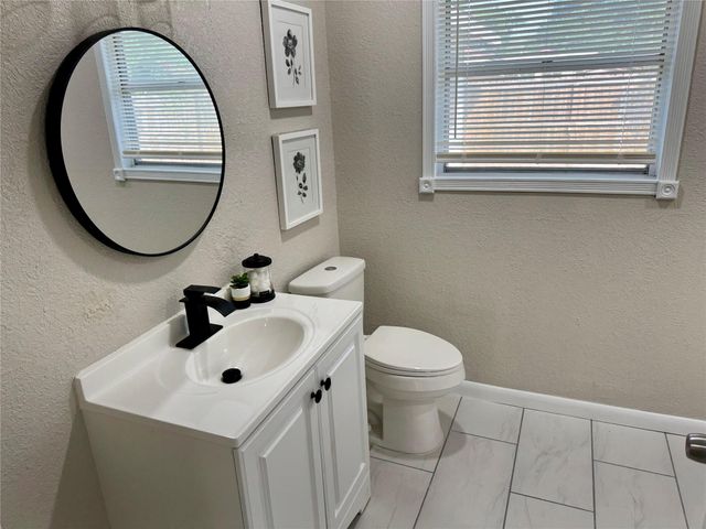 10315 Carlow Lane, La Porte, TX 77571