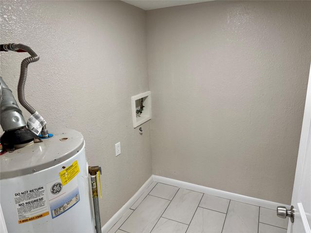 10315 Carlow Lane, La Porte, TX 77571