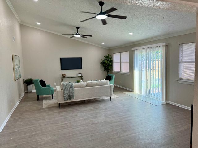 10315 Carlow Lane, La Porte, TX 77571