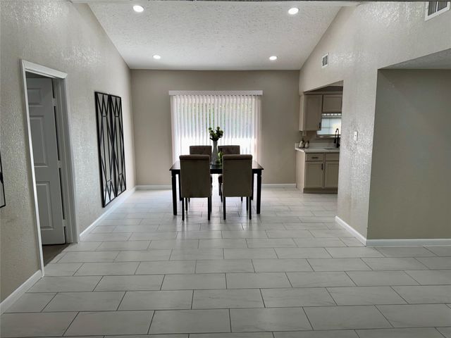 10315 Carlow Lane, La Porte, TX 77571