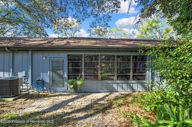 2111 Forester Way, Spring Hill, FL 34606