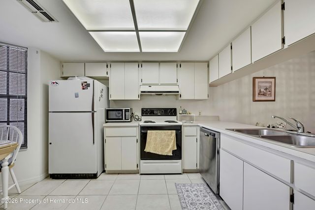 2111 Forester Way, Spring Hill, FL 34606