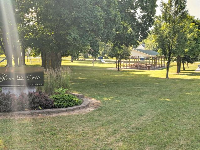 525 E Pine Road, Edmore, MI 48829