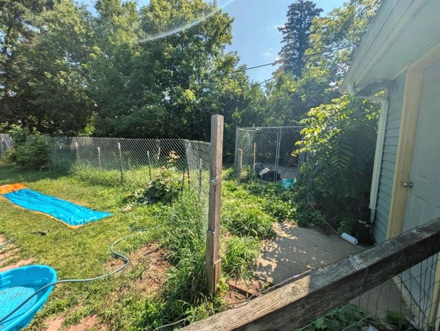 525 E Pine Road, Edmore, MI 48829