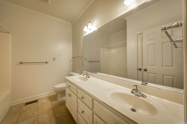 8 Castle Rock Cove, Little Rock, AR 72212