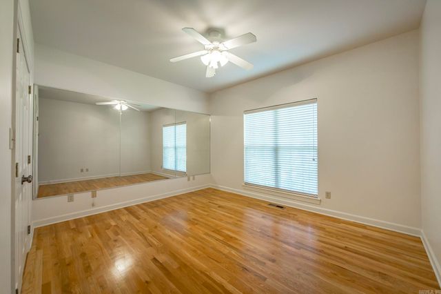 8 Castle Rock Cove, Little Rock, AR 72212