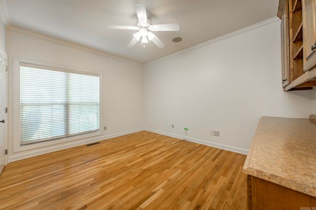 8 Castle Rock Cove, Little Rock, AR 72212