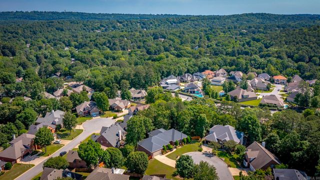 8 Castle Rock Cove, Little Rock, AR 72212