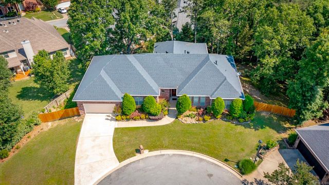 8 Castle Rock Cove, Little Rock, AR 72212