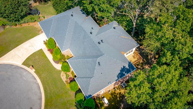 8 Castle Rock Cove, Little Rock, AR 72212