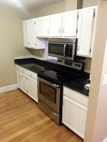 100 Captains Row 203, Chelsea, MA 02150