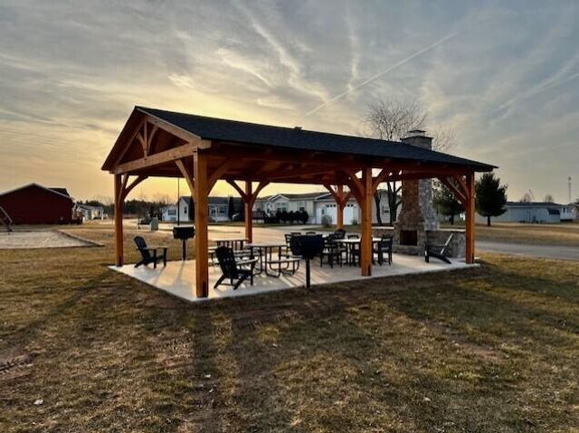 3567 Hollyfield Drive, Solon Twp, MI 49319