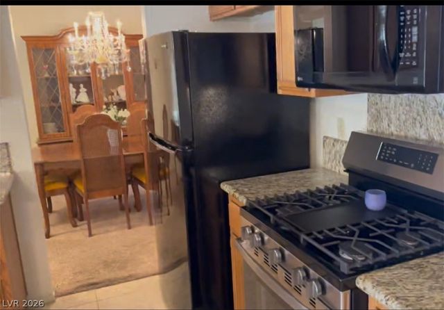 2913 Pleasant Lake Drive, Las Vegas, NV 89117