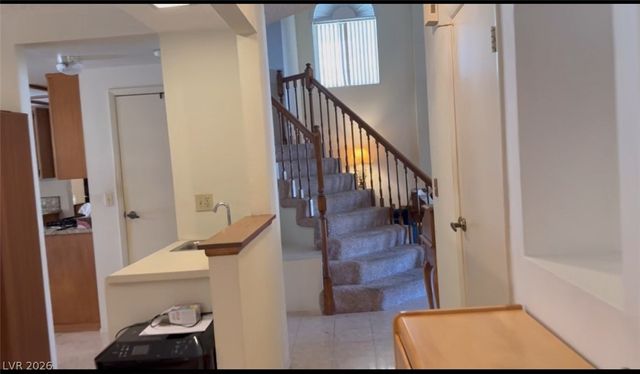 2913 Pleasant Lake Drive, Las Vegas, NV 89117