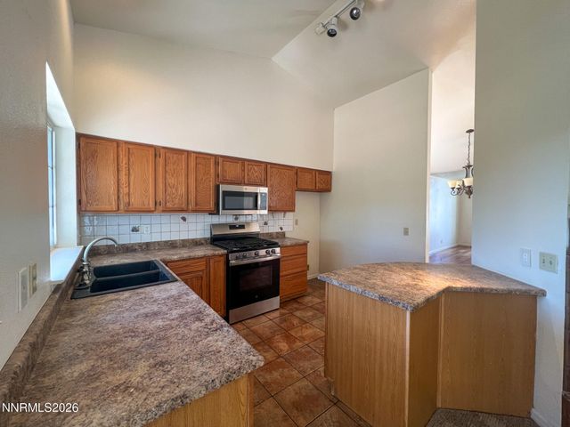 3524 Gwynelle Court, Sparks, NV 89431