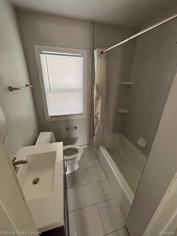 24054 Chicago Street, Dearborn, MI 48124