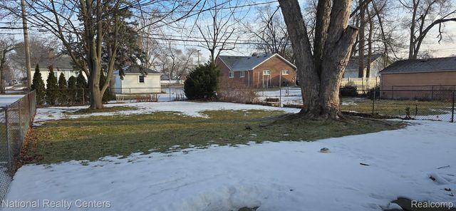 24054 Chicago Street, Dearborn, MI 48124