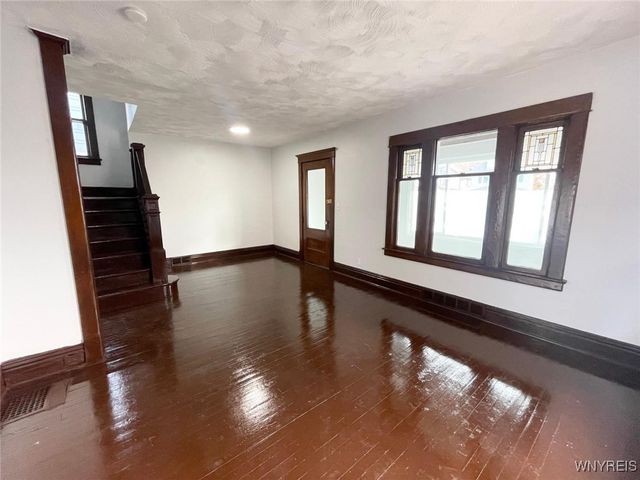 280 Esser Avenue, Buffalo, NY 14207