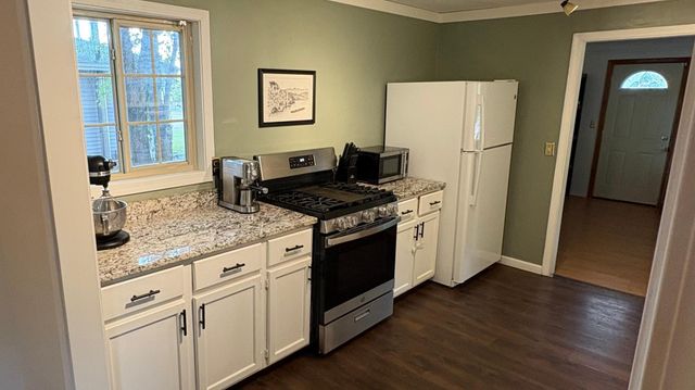 7567 Central Avenue NE, Fridley, MN 55432