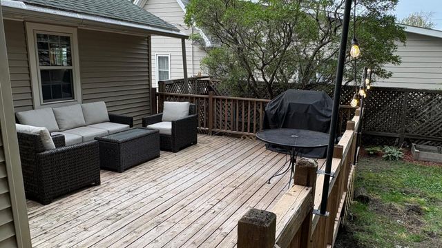 7567 Central Avenue NE, Fridley, MN 55432