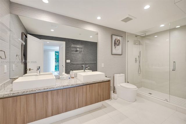 1170 101st St 201, Bay Harbor Islands, FL 33154