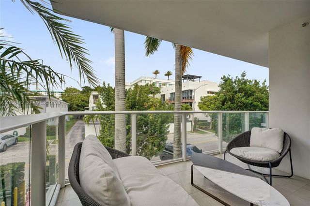 1170 101st St 201, Bay Harbor Islands, FL 33154