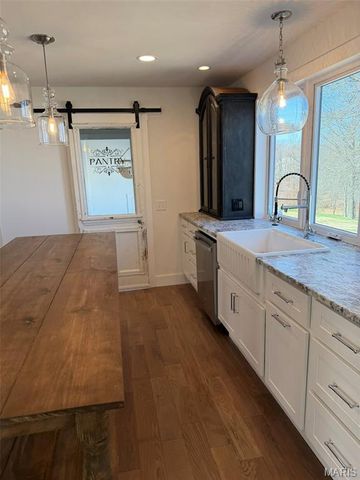 1320 Ridge Road, Wildwood, MO 63021