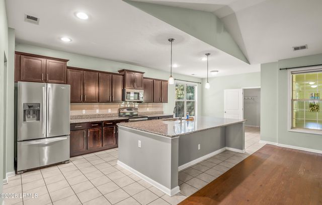 140 Wrights Point Circle, Beaufort, SC 29902