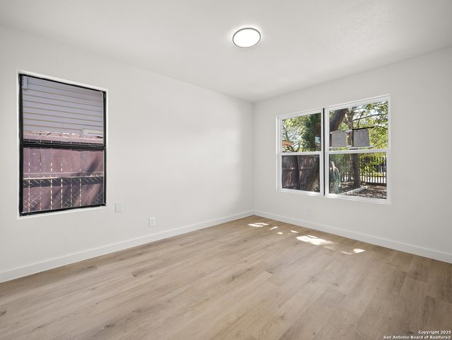 1223 W Mally, San Antonio, TX 78224