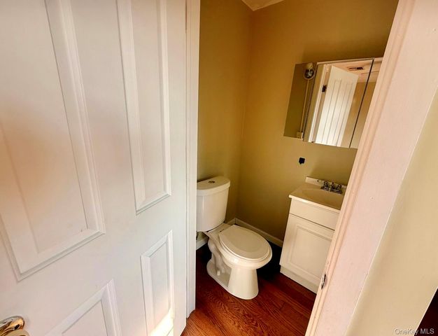 43 Johnson Avenue, Ronkonkoma, NY 11779
