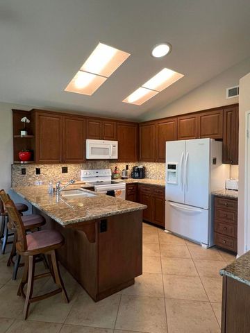 42192 Sultan Avenue, Palm Desert, CA 92211