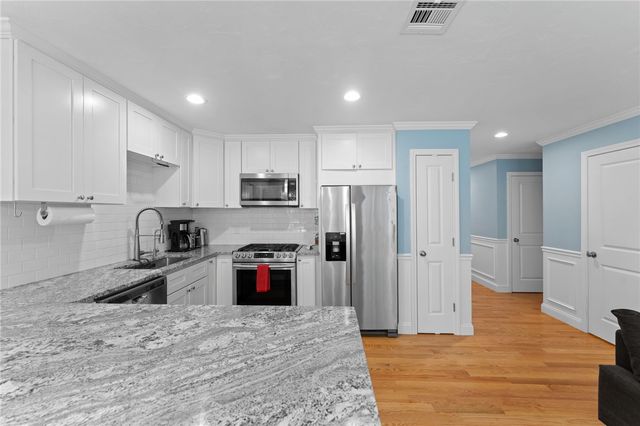 1196 Charles Street 6, North Providence, RI 02904