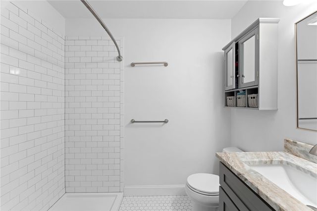 1196 Charles Street 6, North Providence, RI 02904